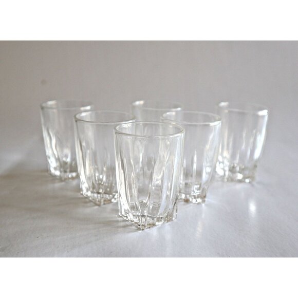 6 Vintage Park Avenue Whiskey Shot Glasses - Picture 1 of 4